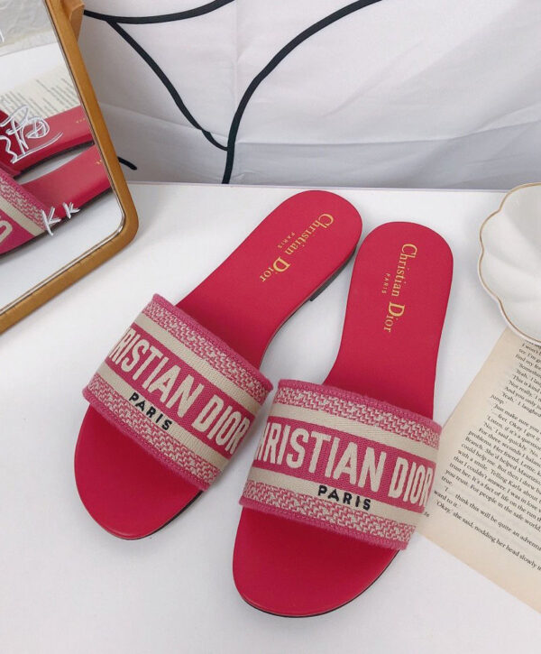 Christian Dior Women’s D-Way Kaleidiorscopic Slide Red