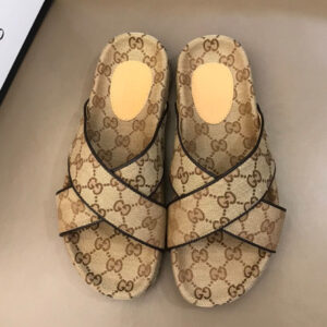 Gucci Men’s GG slide sandal Apricot