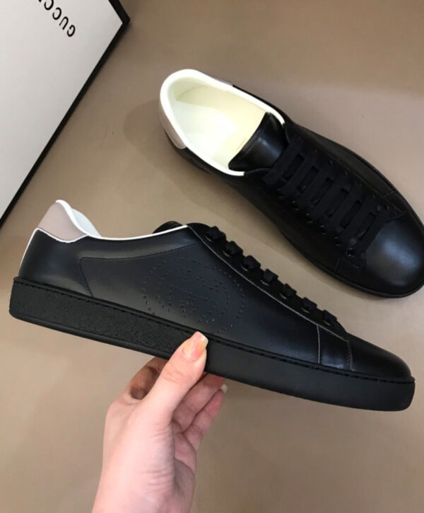 Gucci Unisex Ace sneaker with Interlocking G Black