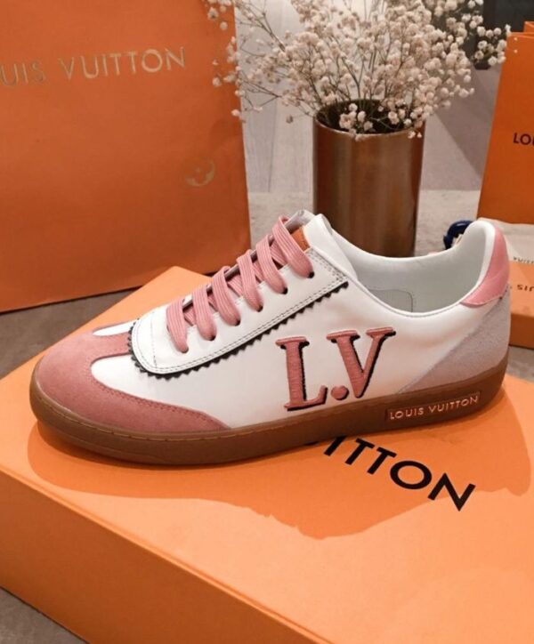 Louis Vuitton Women’s Frontrow Sneaker 1A579P Pink
