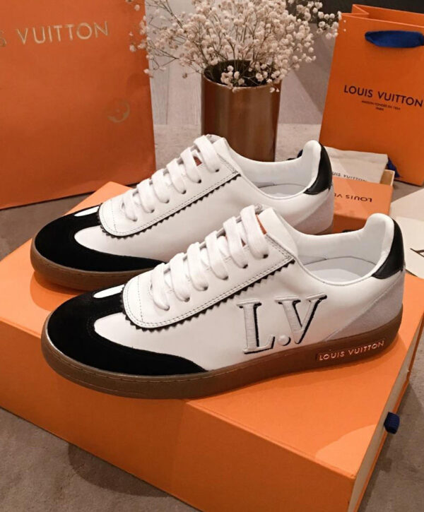 Louis Vuitton Women’s Frontrow Sneaker 1A579P Black