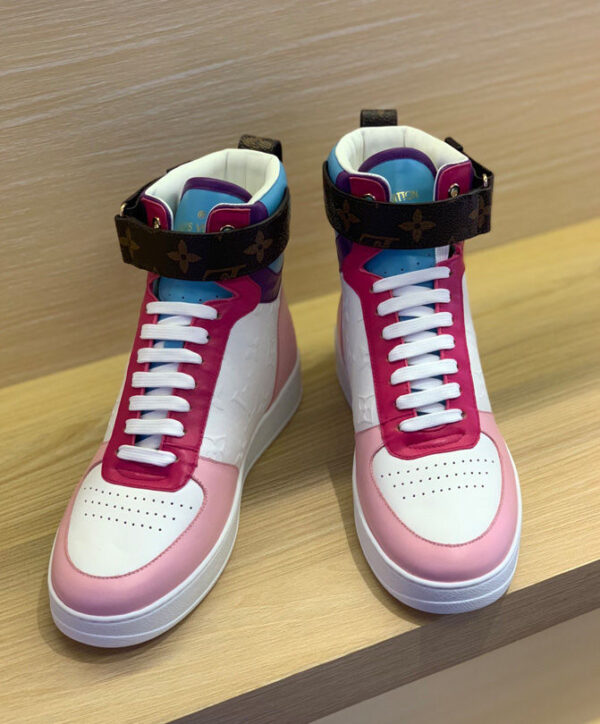 Louis Vuitton Women’s Boombox Sneaker Pink - Image 2