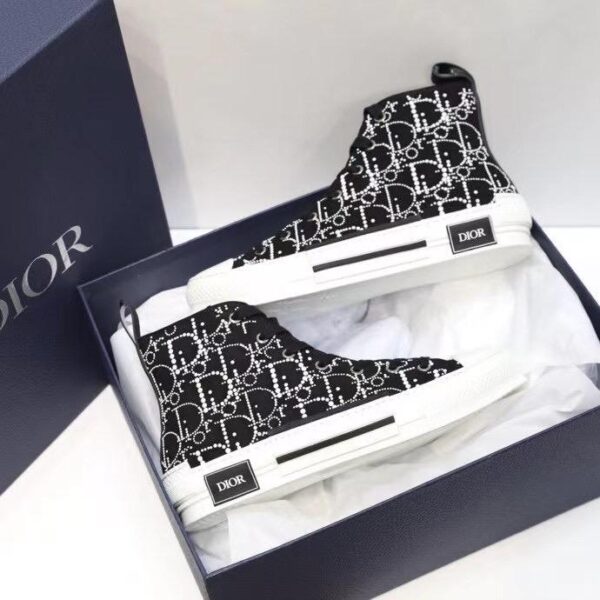 CHRISTIAN DIOR HIGH TOP SNEAKER